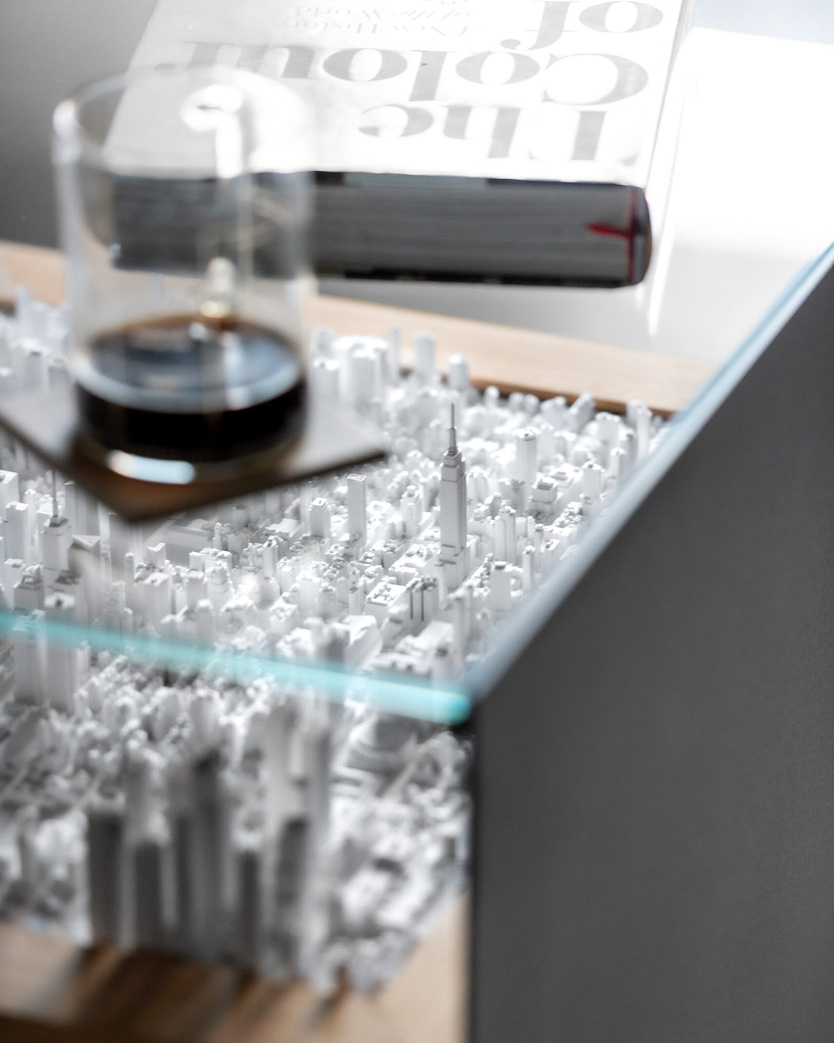 Table basse BLOK, dans un salon